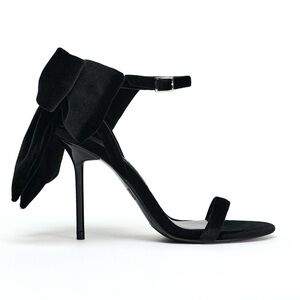 ZARA Women’s suede heeled sandals with maxi bow❤️❤️